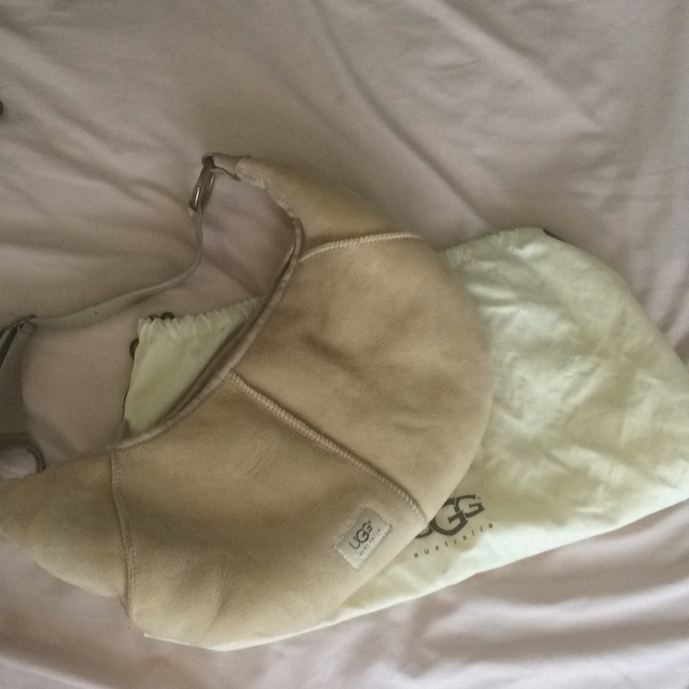 Ugg Purse with dustbag